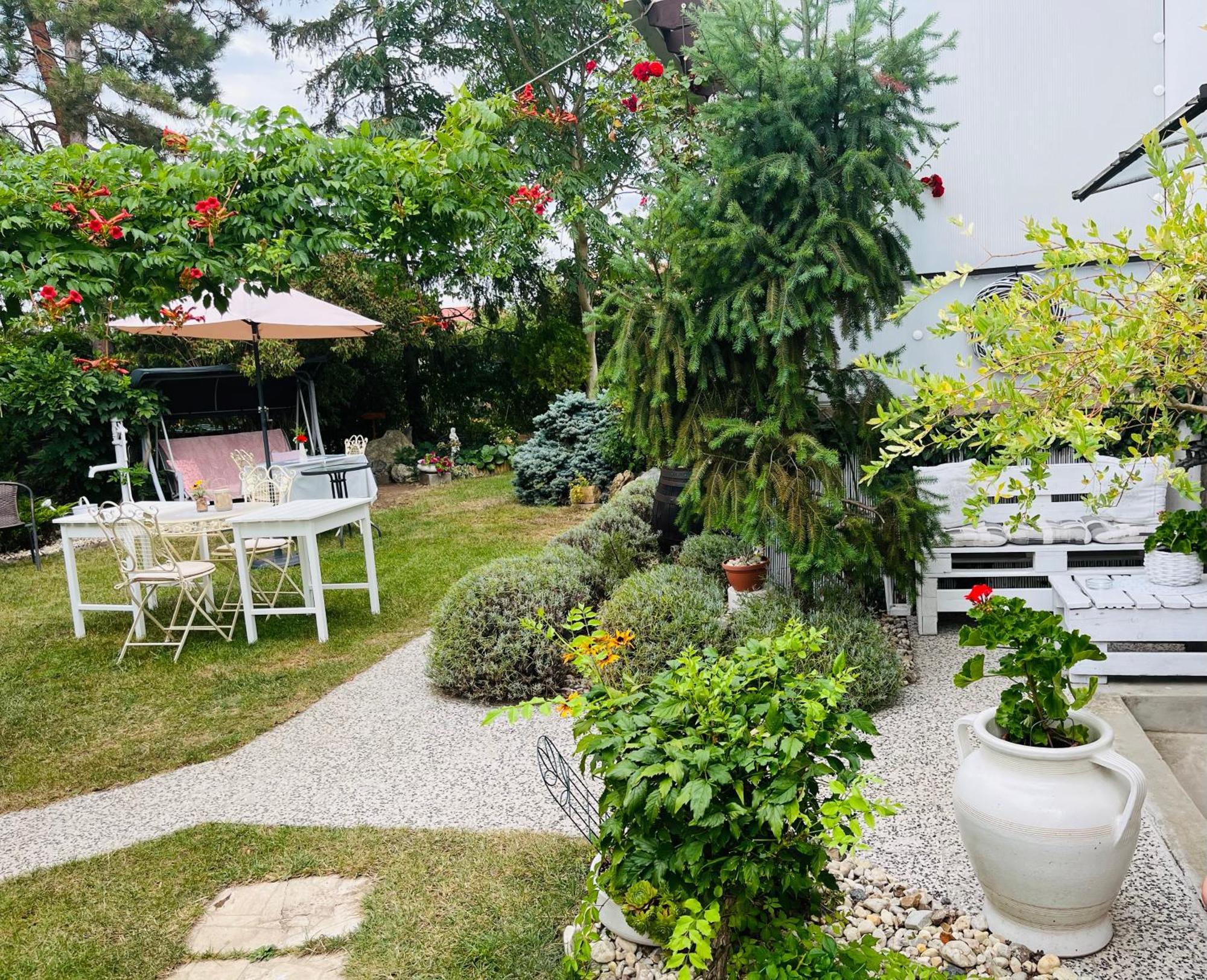 Relaxační studio VERA s UBYTOVÁNÍM Valtice Exterior foto